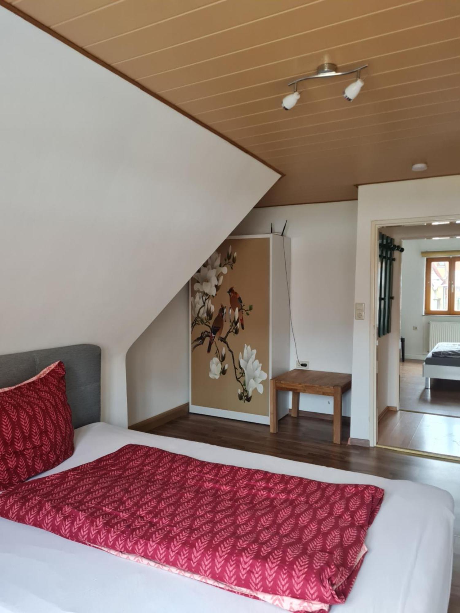 Ferienwohnungen Monteurzimmer Zur Silbernen Kanne Rothenburg ob der Tauber Exterior photo